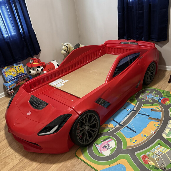 Step2 Corvette Convertible Toddler to Twin Bed with Working HeadLights Red - Picture 1 of 8